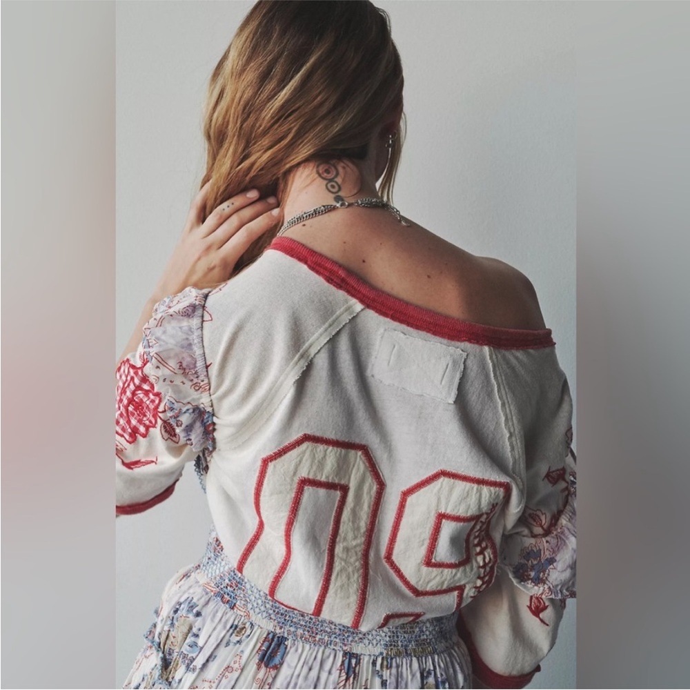 Free People We The Free Prairie Sport Tee size Small S red white cream